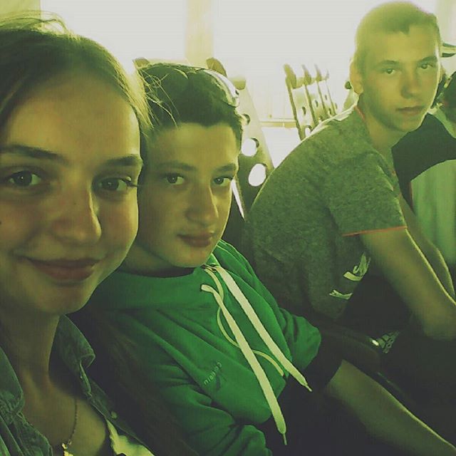 в очікуванні поїзда