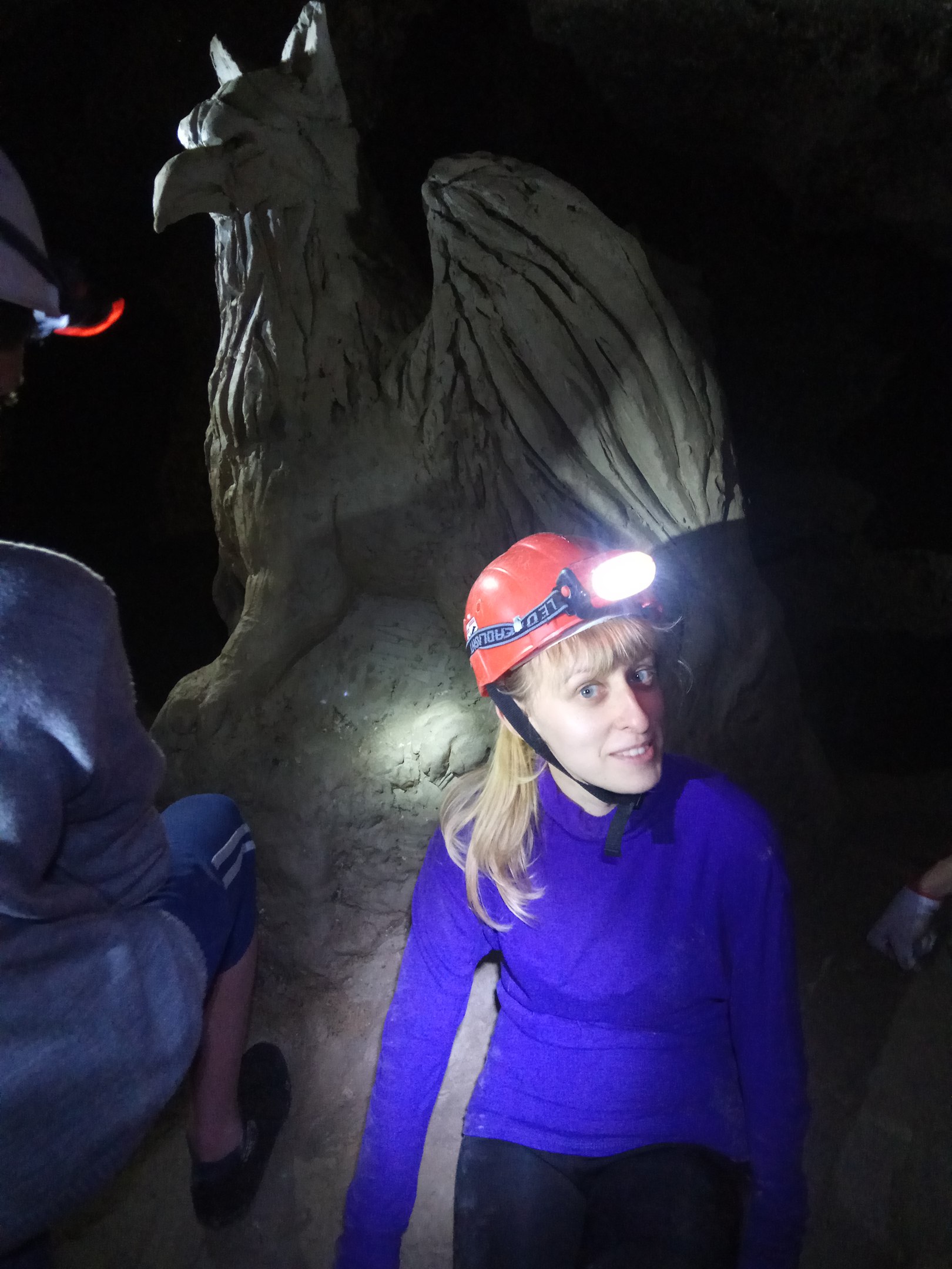 печера Оптимістична